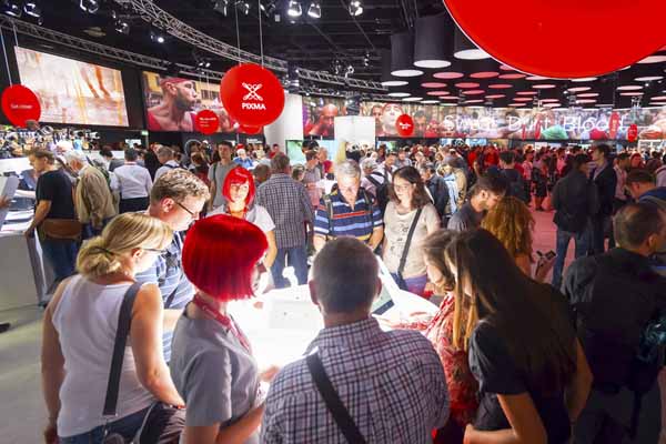 Exhibition Staff Brighton from Varii Promotions the Brighton Exhibition Staff Promotional Agency 2020